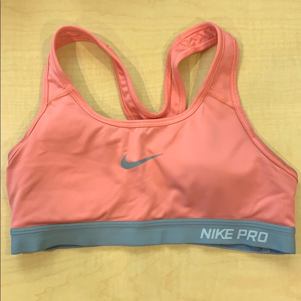 Nike Pro sports bra - size S